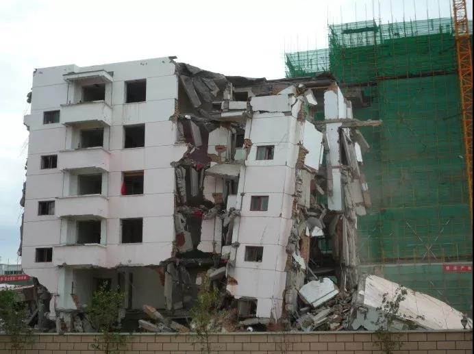 对自己的补偿标准不满意时，拆迁户该做些什么？