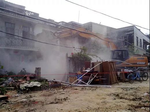 拆迁补偿不满意时？被征收该做些什么？