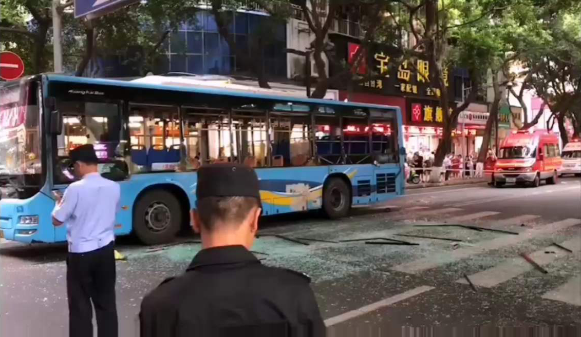 不满土地被占用的赔偿方案引发悲剧，农户一定要这样想想