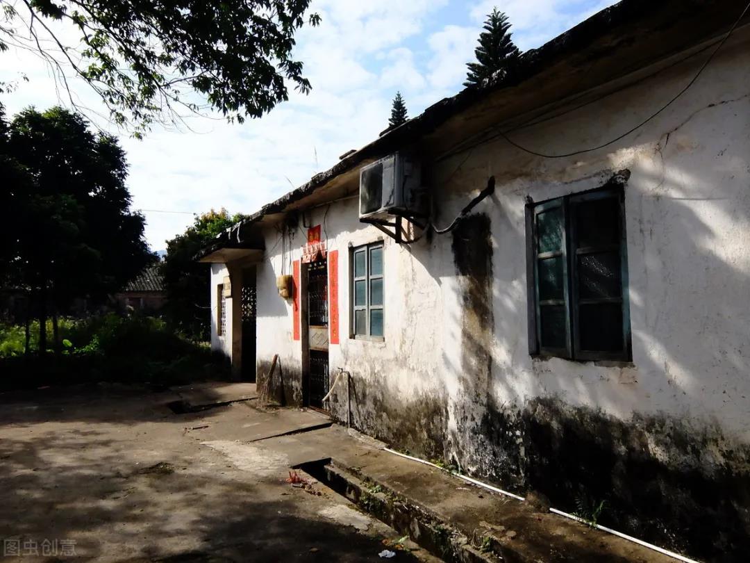 继承房屋再出售，需缴纳哪些费用？用交20%个人所得税吗？