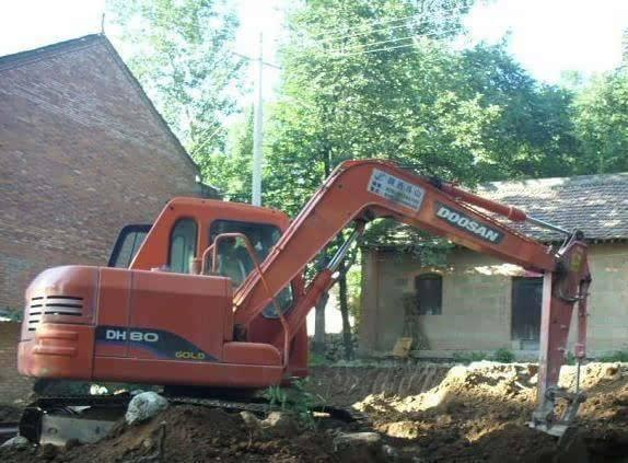 修路拆迁时，房屋在这个范围内的很可能拆迁！