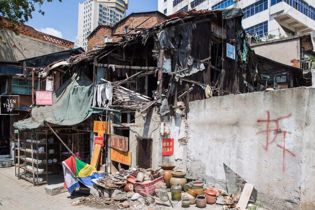 刘勇进律师:农村没手续的房子就应该拆除吗？