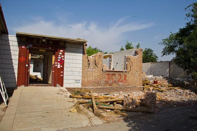 农村宅基地房屋拆迁，哪些补偿费用是村委会无权“拿走”的？