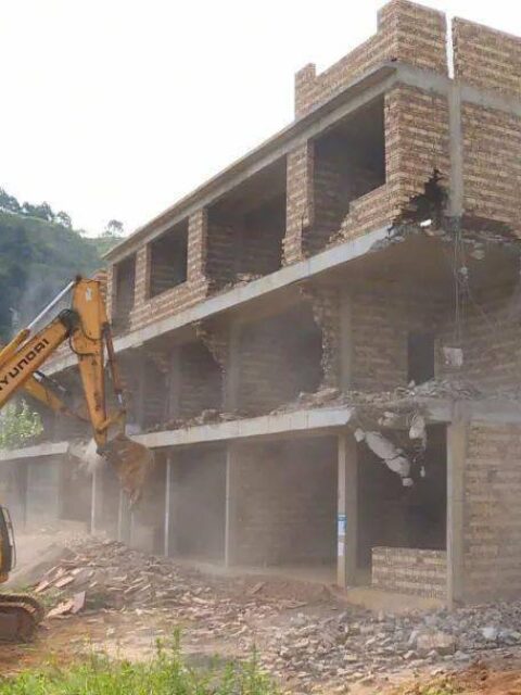 村民代表决议就能强拆房屋？“自治”不是违法侵权的挡箭牌！