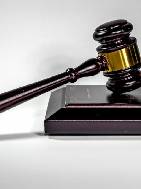 持证房屋被强拆，十四年维权为何换来一纸缓刑判决？