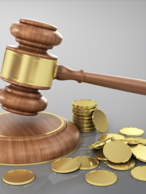 征收补偿决定违法且已无安置房源，法院应直接判付金钱还是责令重作？
